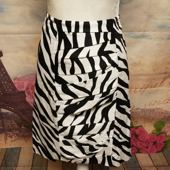 Sunny leigh petite animal print skirt - Picture 2 of 7